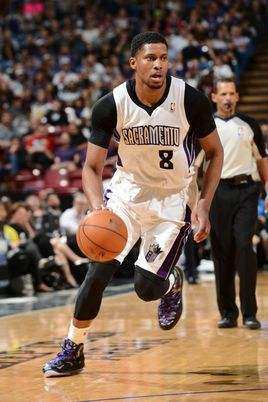 若在后腰区 若在后腰区