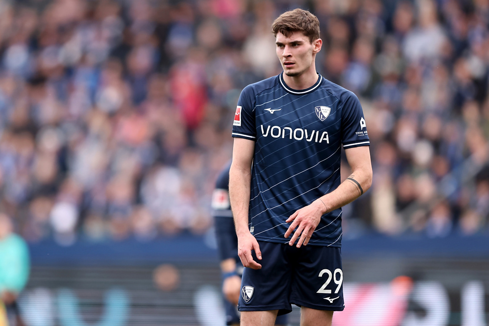 沙暴掠过的 沙暴掠过的